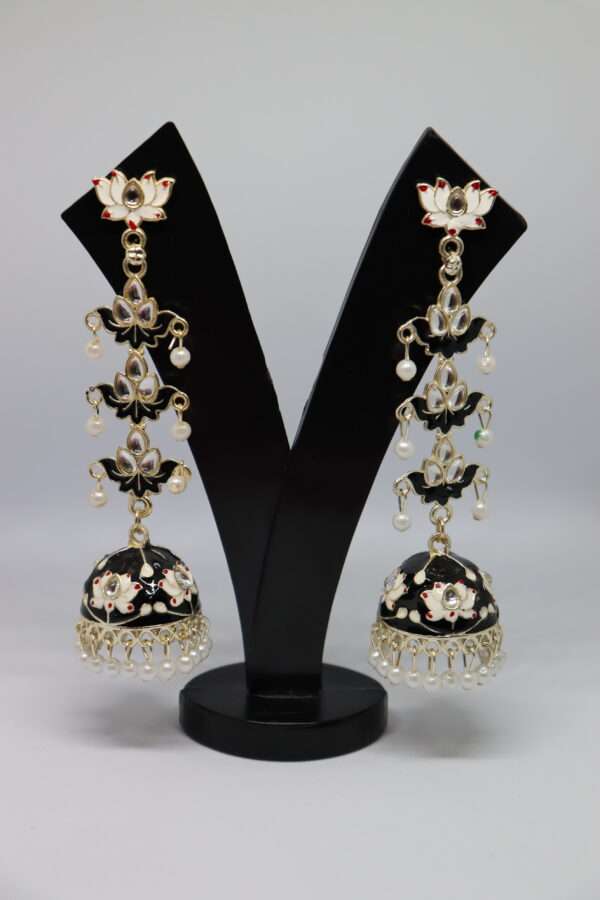 Simran Kundan Earrings
